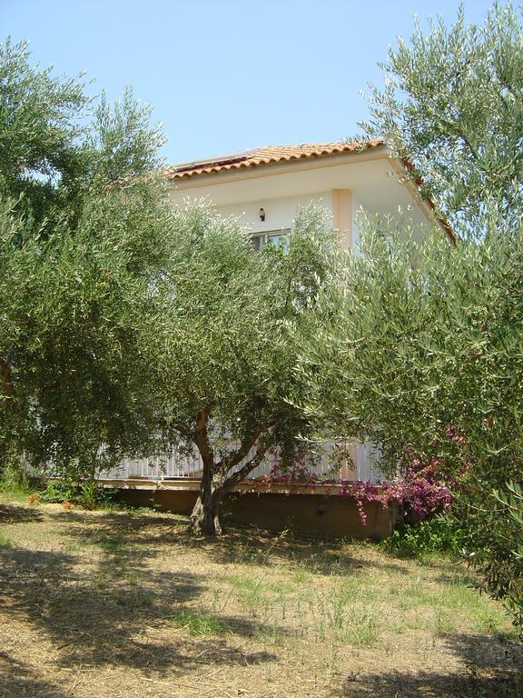 Eleni Houses Kómboi Exterior foto